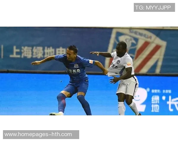 2017年上海申花与天津泰达激战成名的精彩对决回顾与分析